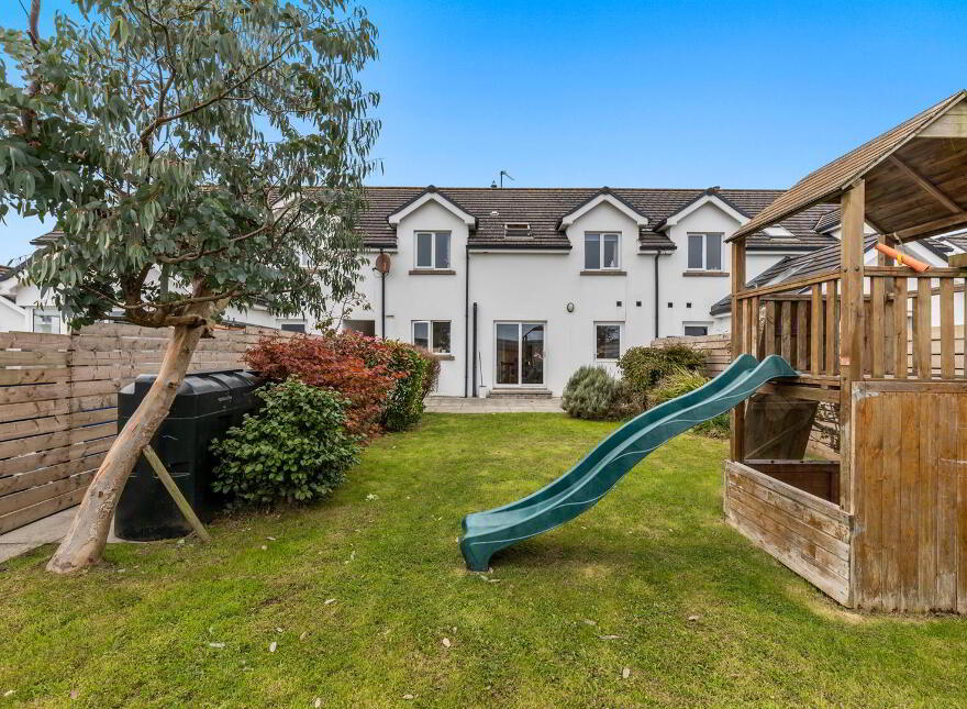 6 Oakwood Park, Lisbane, Newtownards, BT23 6EY