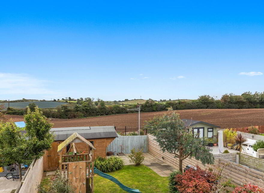 6 Oakwood Park, Lisbane, Newtownards, BT23 6EY
