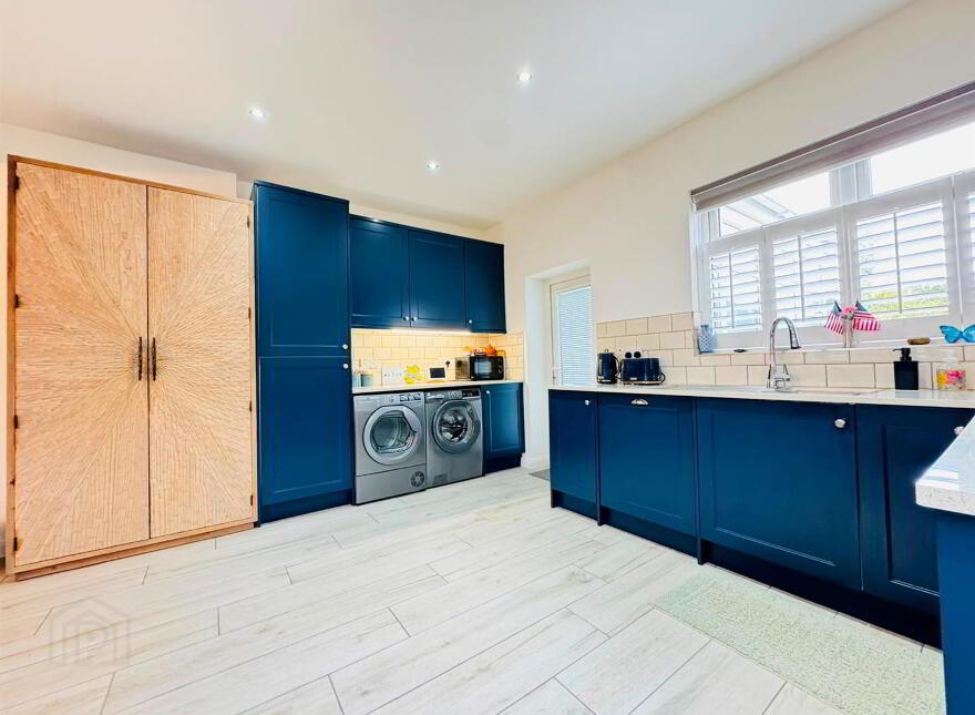 199 Doagh Road, Newtownabbey, BT36 6AD