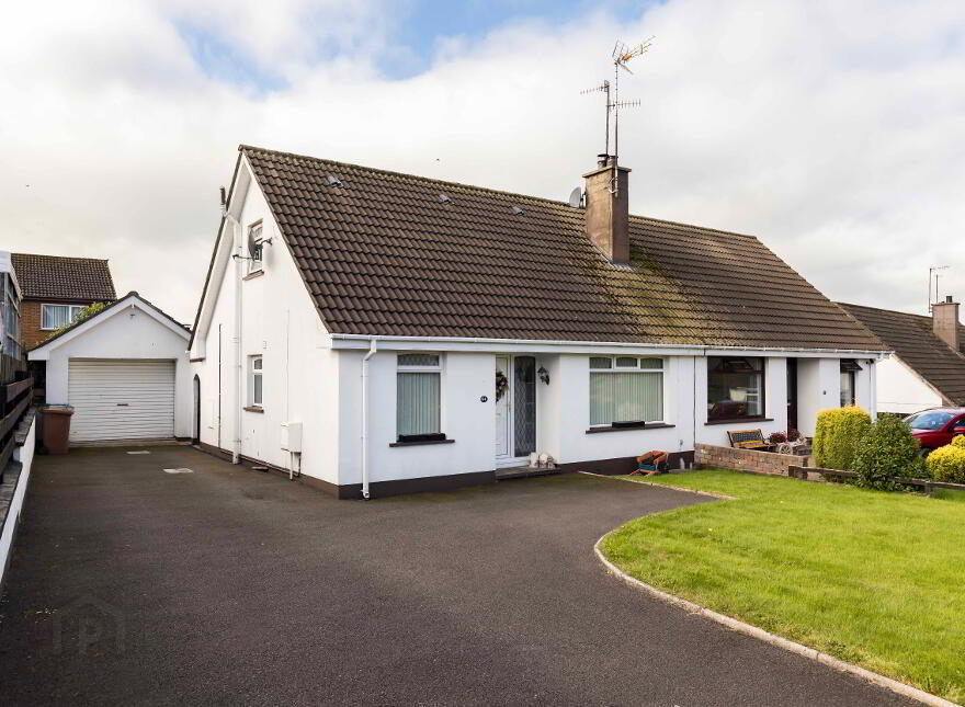90 Chinauley Park, Castlewellan Road, Banbridge, BT32 4JL