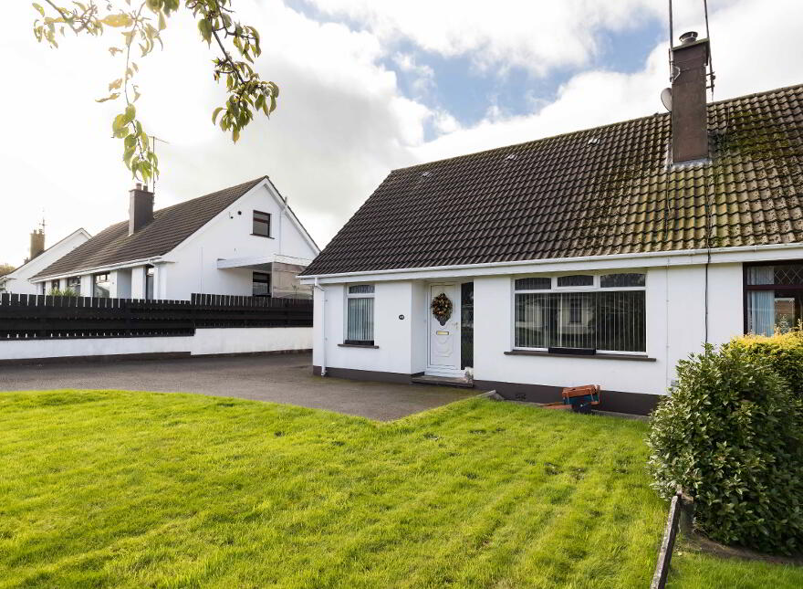 90 Chinauley Park, Castlewellan Road, Banbridge, BT32 4JL