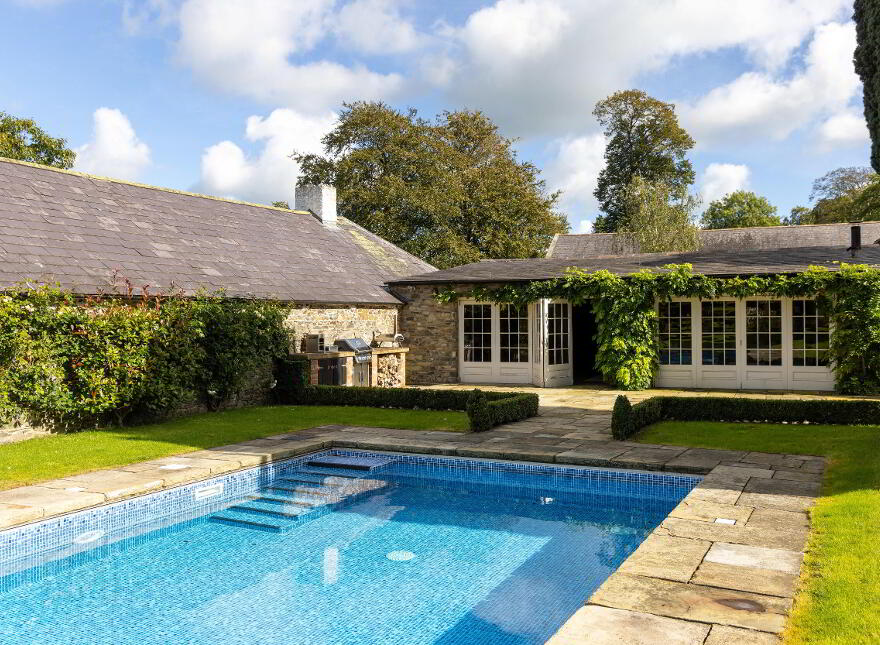 Lagan Lodge, Lower Quilly Road, Dromore, BT25 1NL