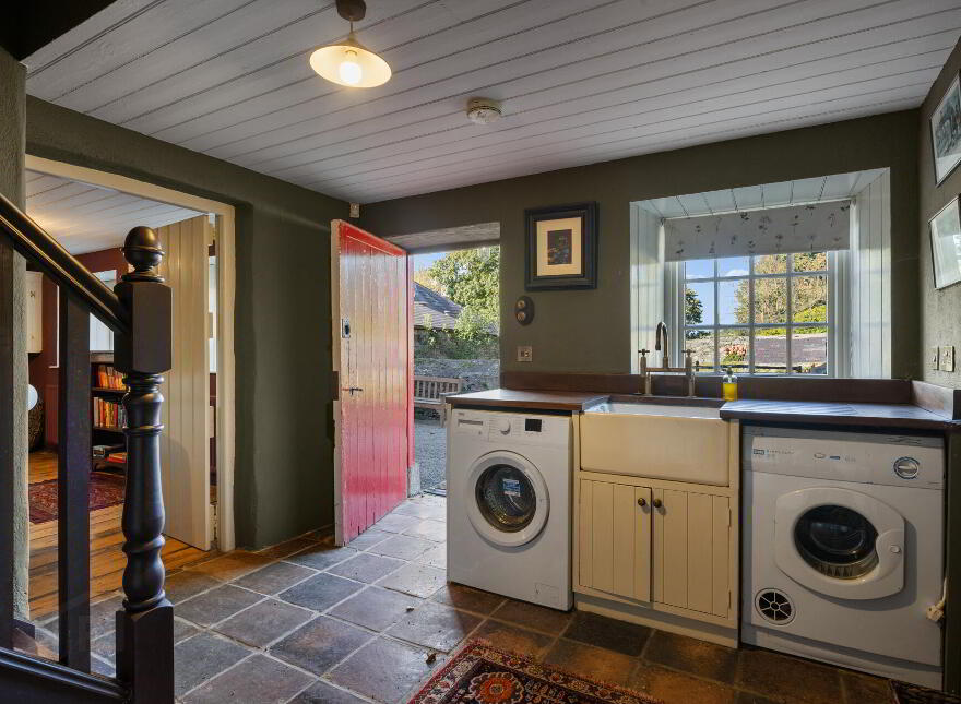 Lagan Lodge, Lower Quilly Road, Dromore, BT25 1NL