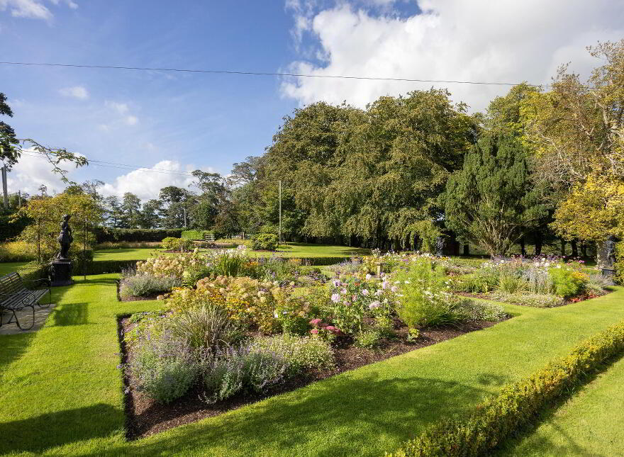 Lagan Lodge, Lower Quilly Road, Dromore, BT25 1NL