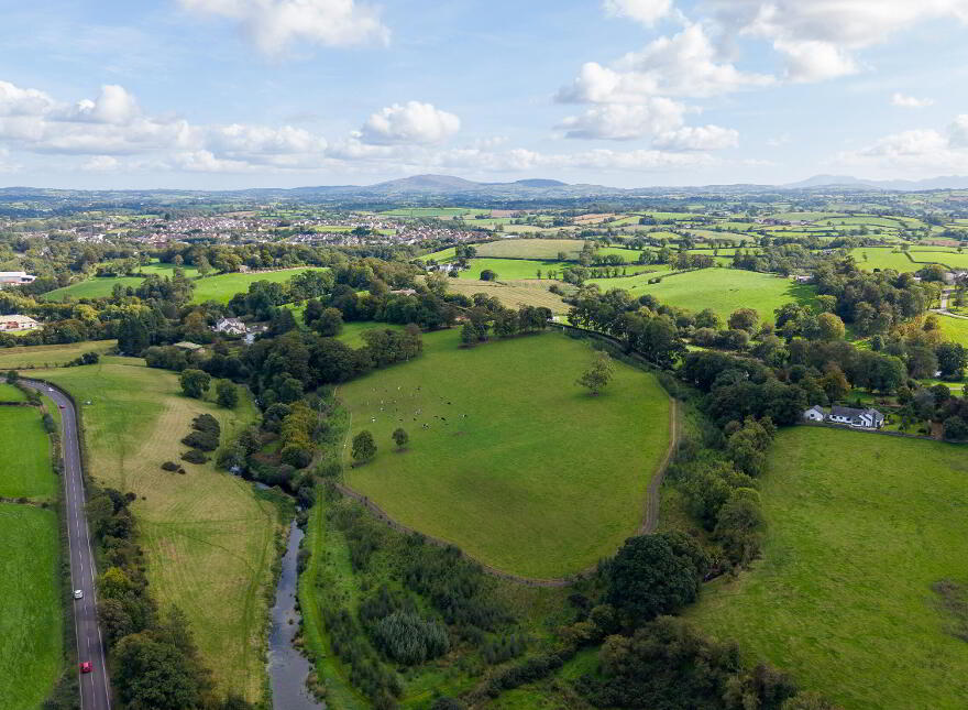 Lagan Lodge, Lower Quilly Road, Dromore, BT25 1NL