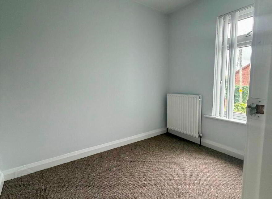 9 Kent Avenue, Larne, BT40 1NB