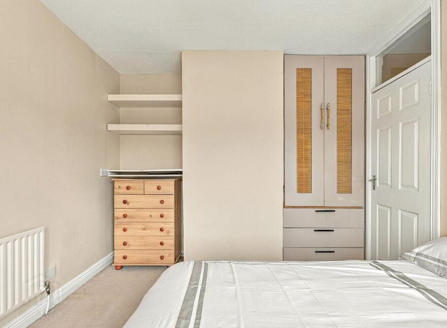 2694 Dara Park, Newbridge, W12V972