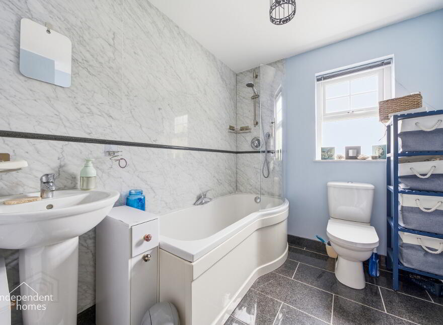 1a Parkanore Estate, Glenariffe, Ballymena, BT44 0AY