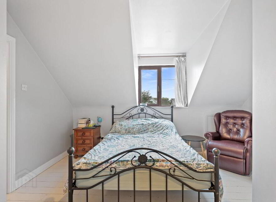 4 Newtown Court, Newtown, Newtown, P24NY70