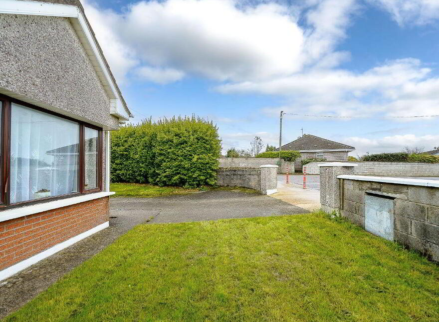 4 Newtown Court, Newtown, Newtown, P24NY70