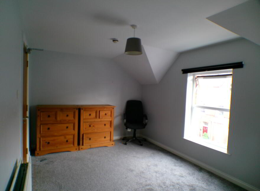 B, 85 Haypark Avenue, Belfast, BT7 3FE