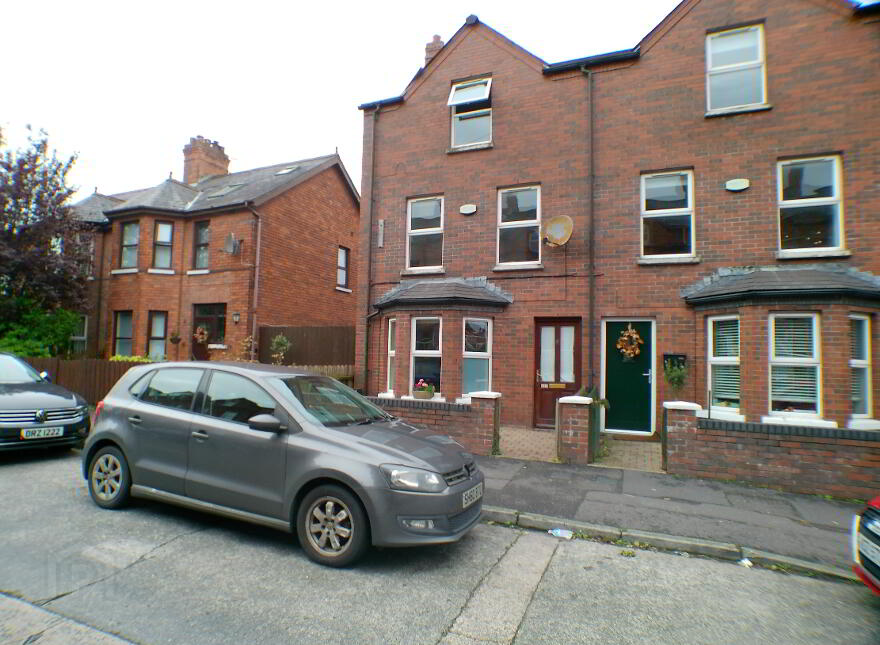B, 85 Haypark Avenue, Belfast, BT7 3FE