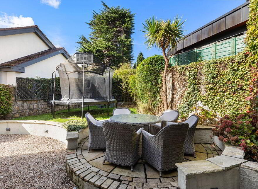 Sans Souci, Killiney Hill Road, Killiney, A96WP90