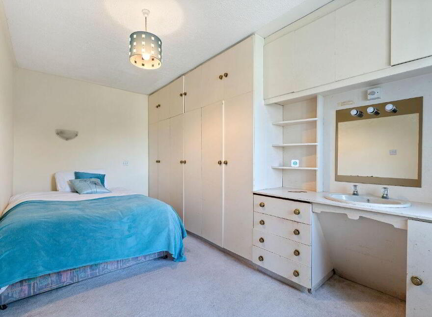 8 Saint Joseph's Terrace, Ringaskiddy, P43VY54