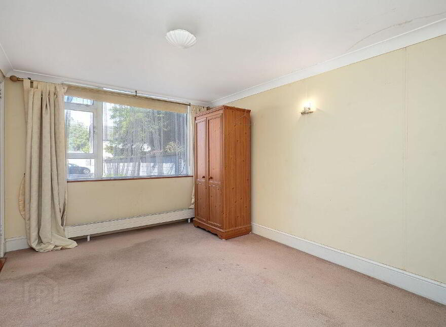 2 Beech Park Road, Foxrock, D18F6W3