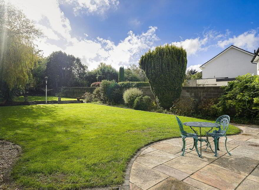 2 Beech Park Road, Foxrock, D18F6W3