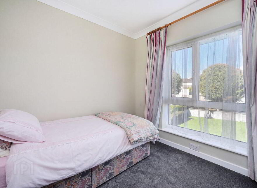 2 Beech Park Road, Foxrock, D18F6W3