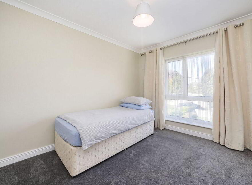 2 Beech Park Road, Foxrock, D18F6W3