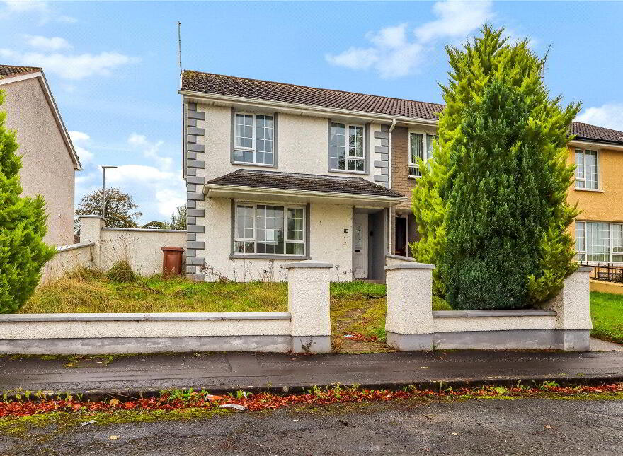 10 Clonmore Gardens, Omagh, BT79 7XB