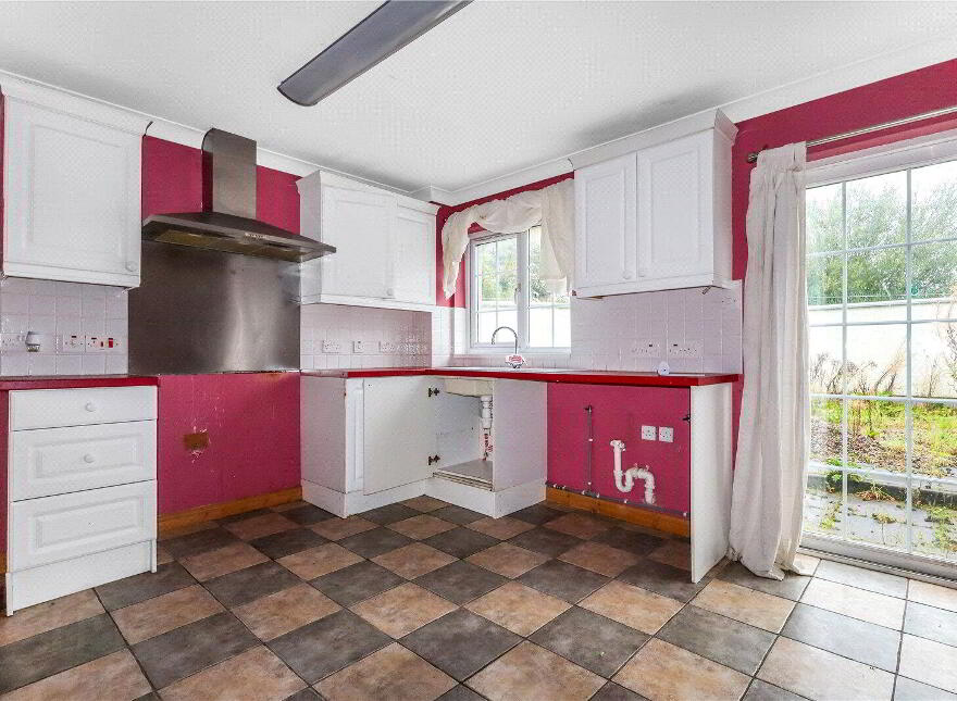 10 Clonmore Gardens, Omagh, BT79 7XB