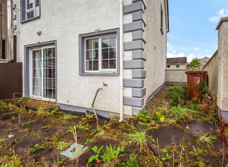 10 Clonmore Gardens, Omagh, BT79 7XB