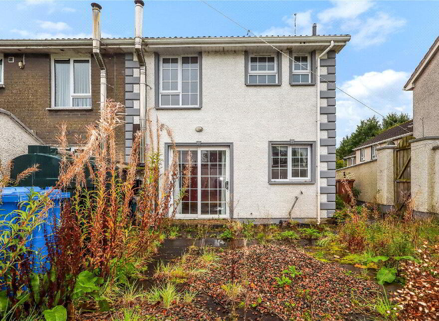10 Clonmore Gardens, Omagh, BT79 7XB