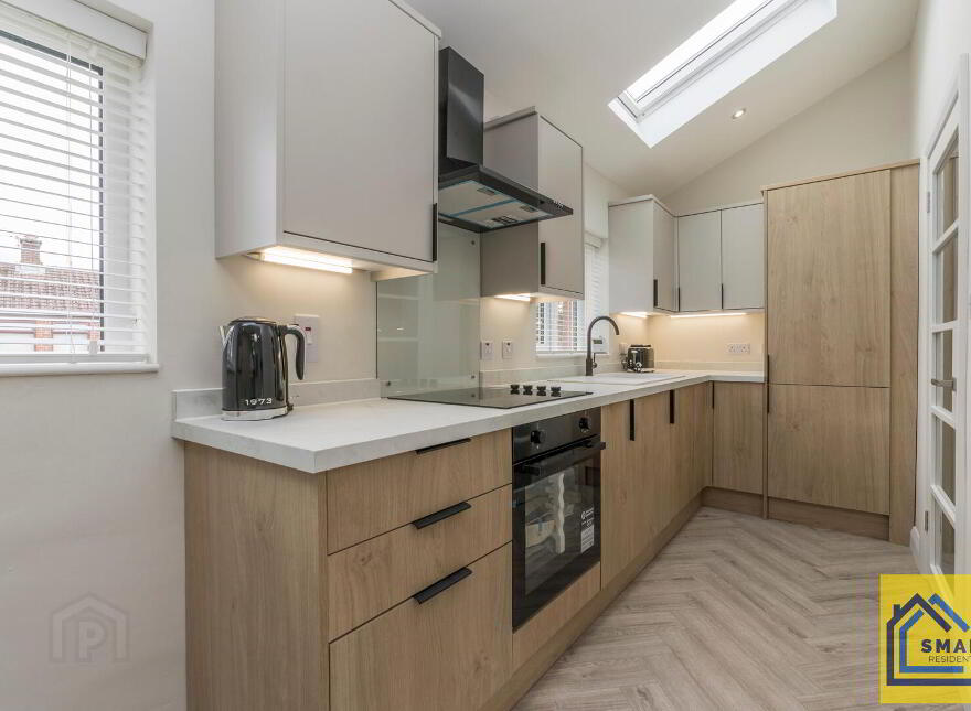 25a Edenvale Crescent, Belfast, BT4 2BH