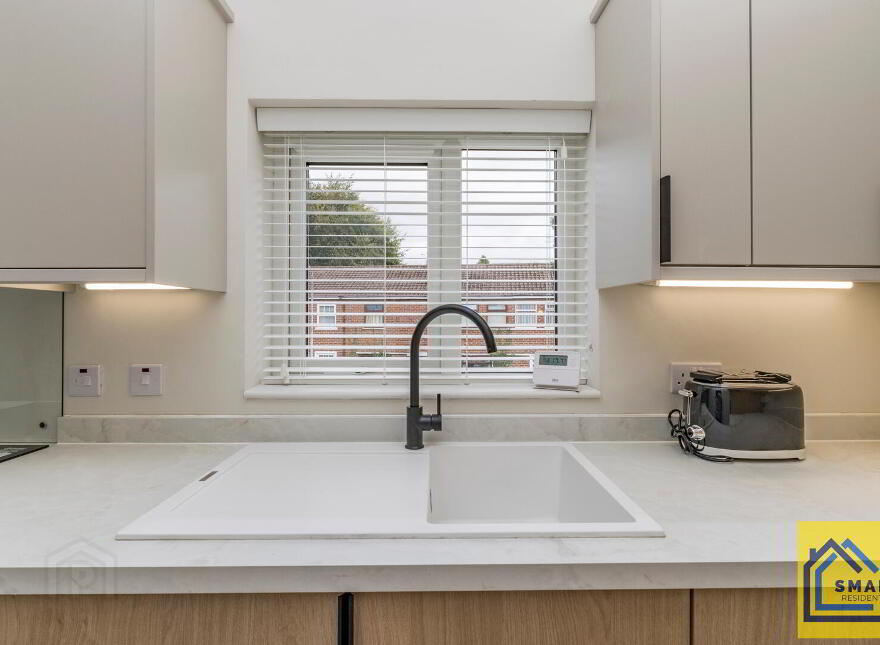 25a Edenvale Crescent, Belfast, BT4 2BH