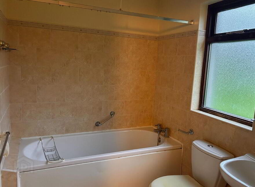 Tuam Road, Dunmore, H54VX75