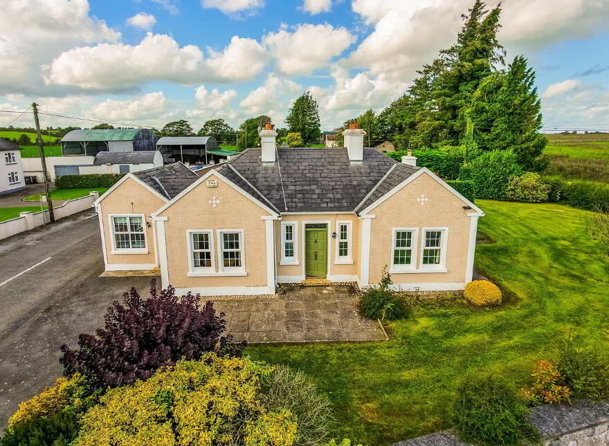 Cooltigue, Four Mile House, F42XY40