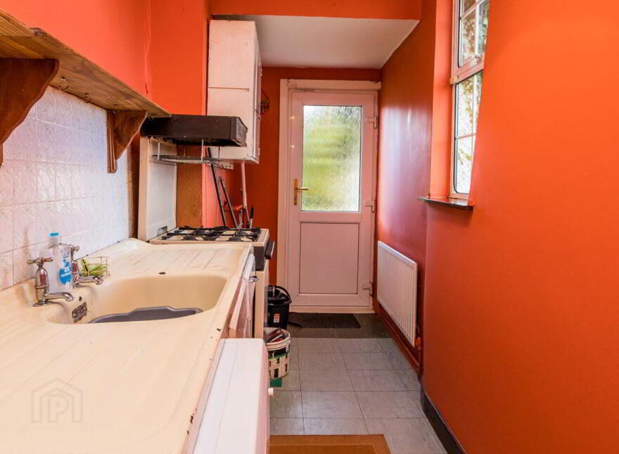 Cooltigue, Four Mile House, F42XY40