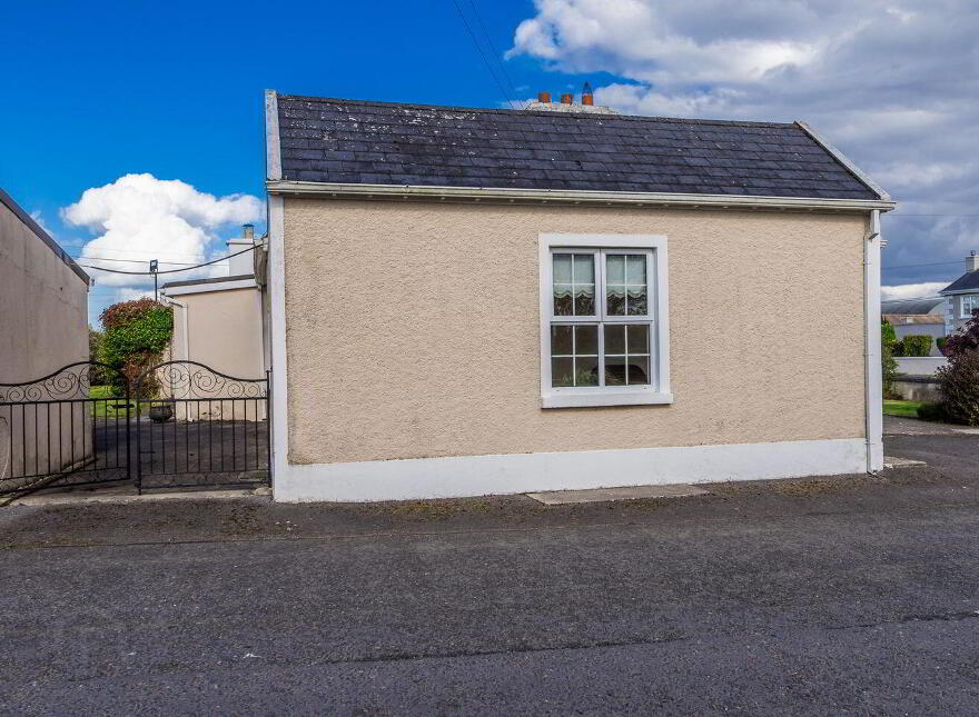 Cooltigue, Four Mile House, F42XY40