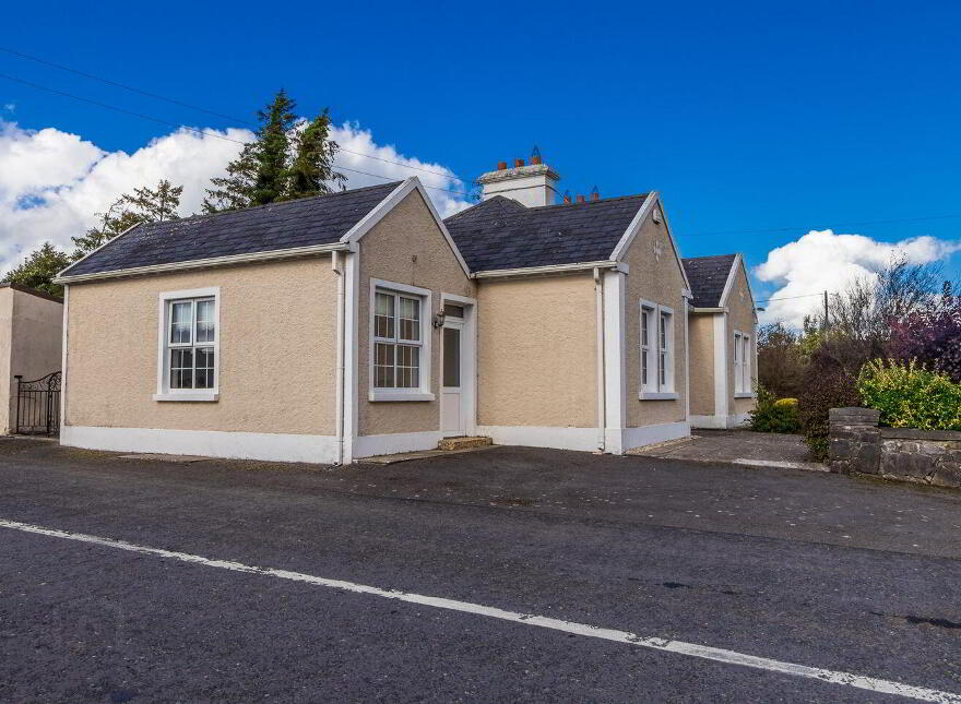 Cooltigue, Four Mile House, F42XY40