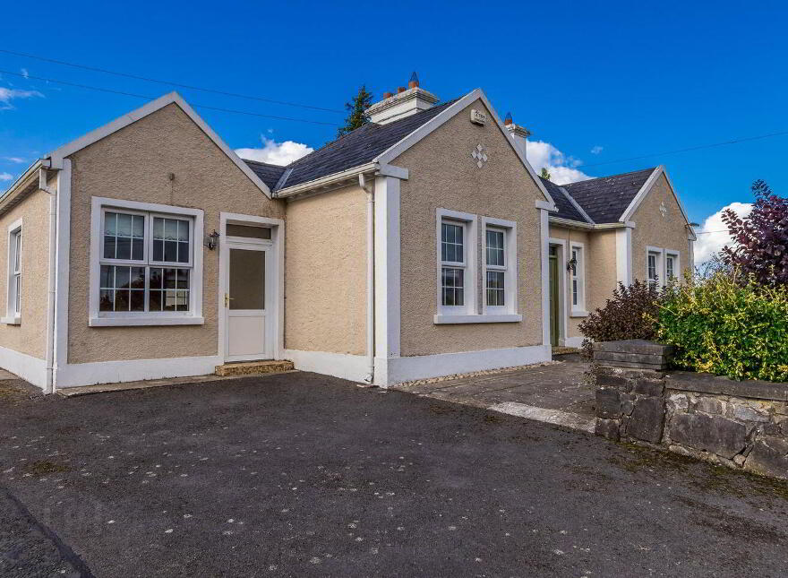 Cooltigue, Four Mile House, F42XY40