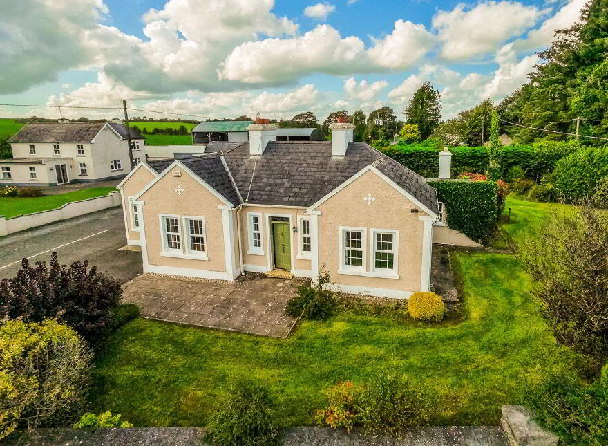 Cooltigue, Four Mile House, F42XY40