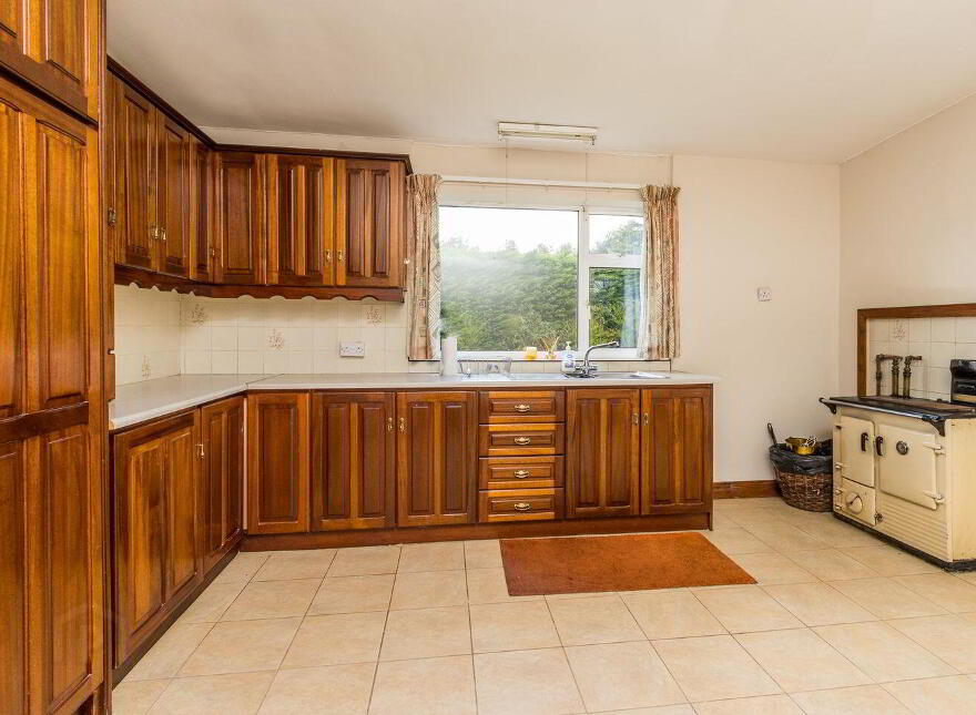 Cooltigue, Four Mile House, F42XY40