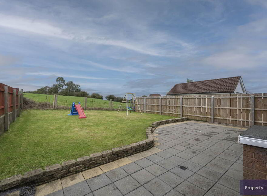 7 Breezemount Manor, Hamiltonsbawn, Armagh, BT61 9SQ