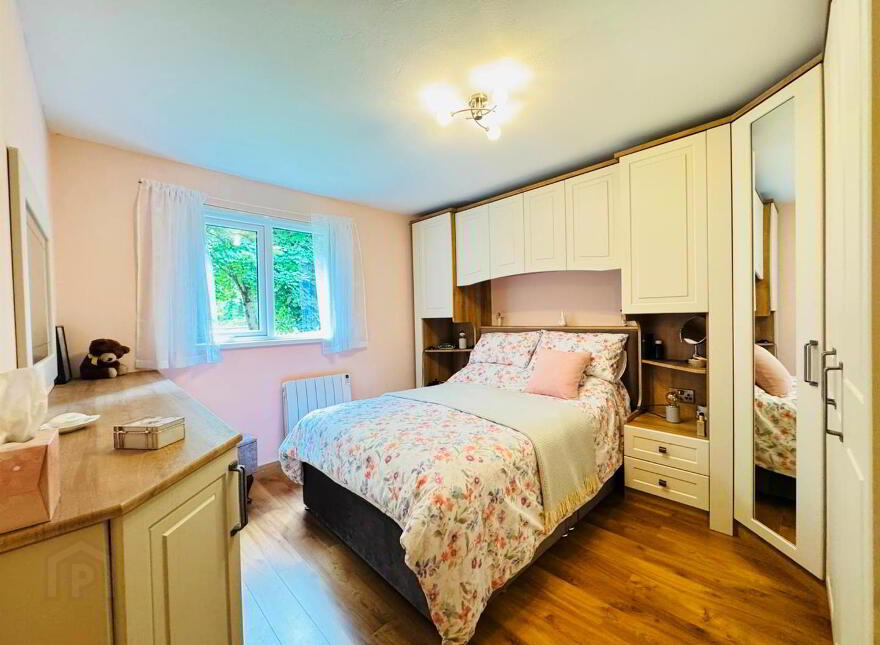 5 Martin Park, Shore Road, Newtownabbey, BT37 9RQ