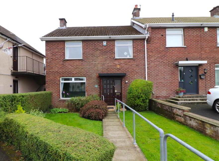 40 Willow Gardens, River Road, Dunmurry, Belfast, BT17 9QJ