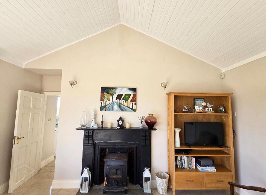Ballyellery, Liscannor Road, Lahinch, V95R301
