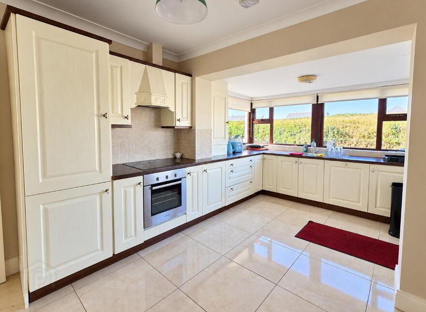 Ballyellery, Liscannor Road, Lahinch, V95R301