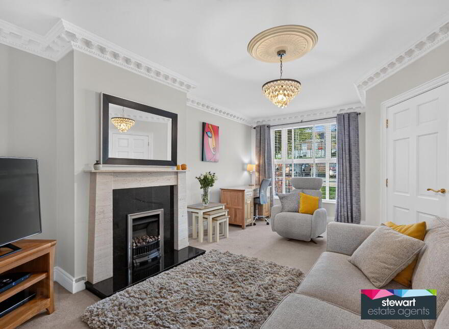 4 Glebe Way, Moira, BT67 0TQ