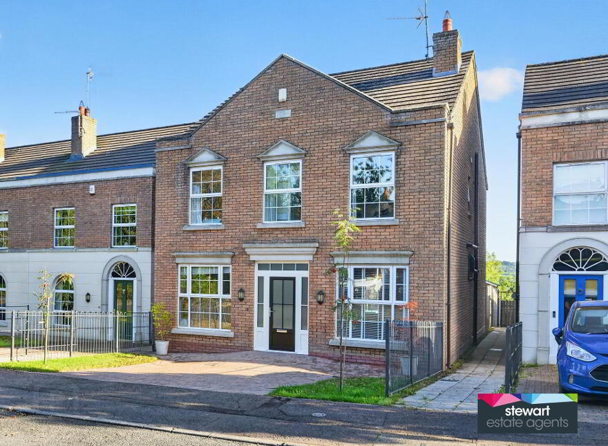 4 Glebe Way, Moira, BT67 0TQ