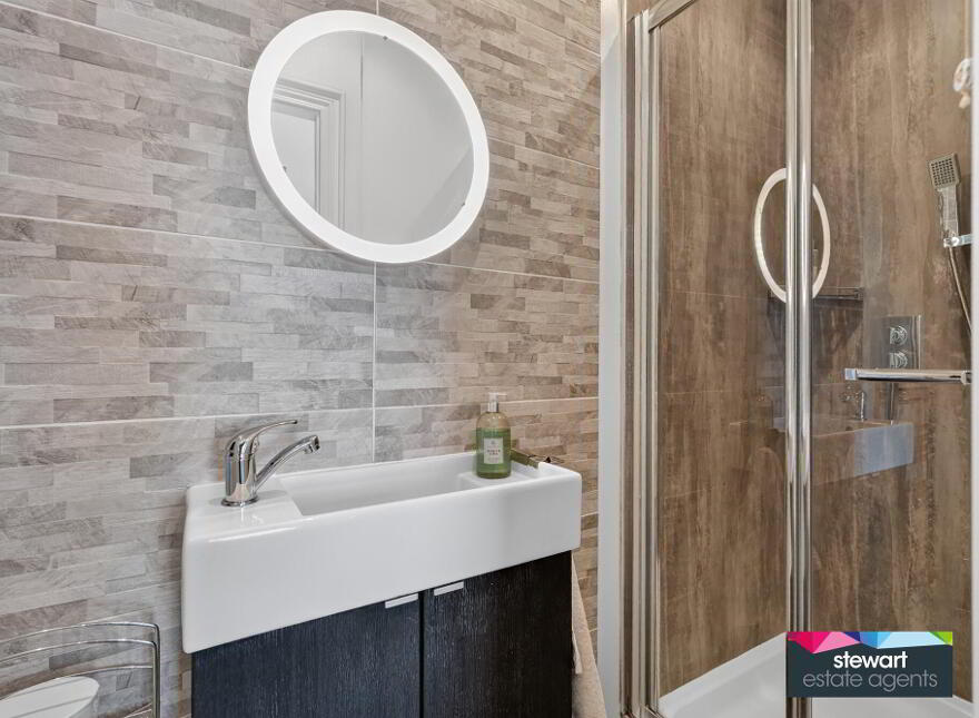 4 Glebe Way, Moira, BT67 0TQ