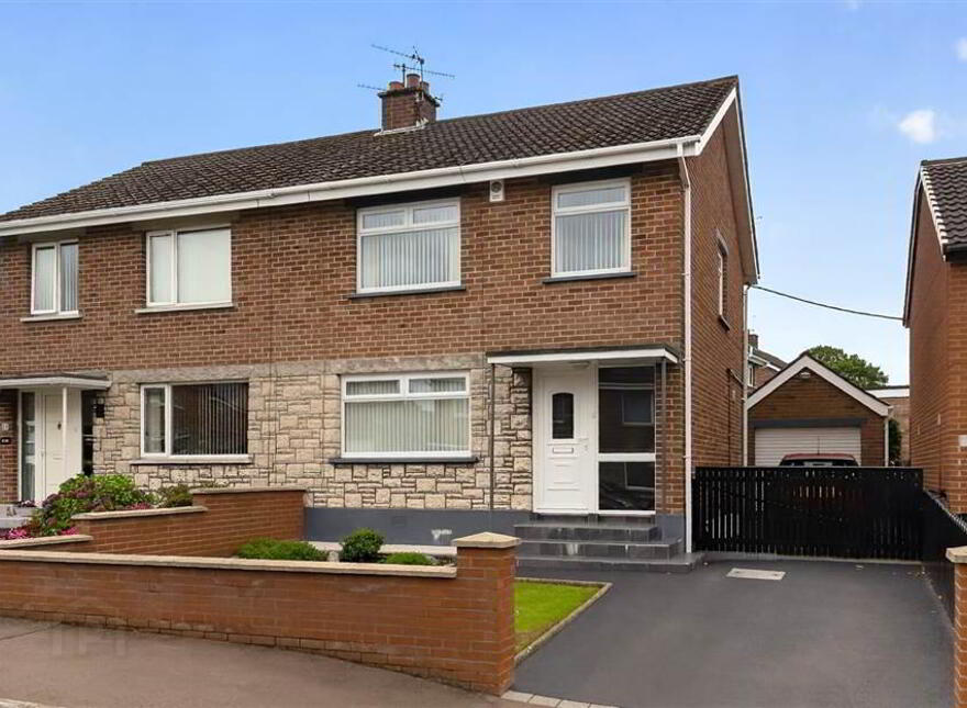 26 Pond Park Avenue, Pond Park Road, Lisburn, BT28 3JN