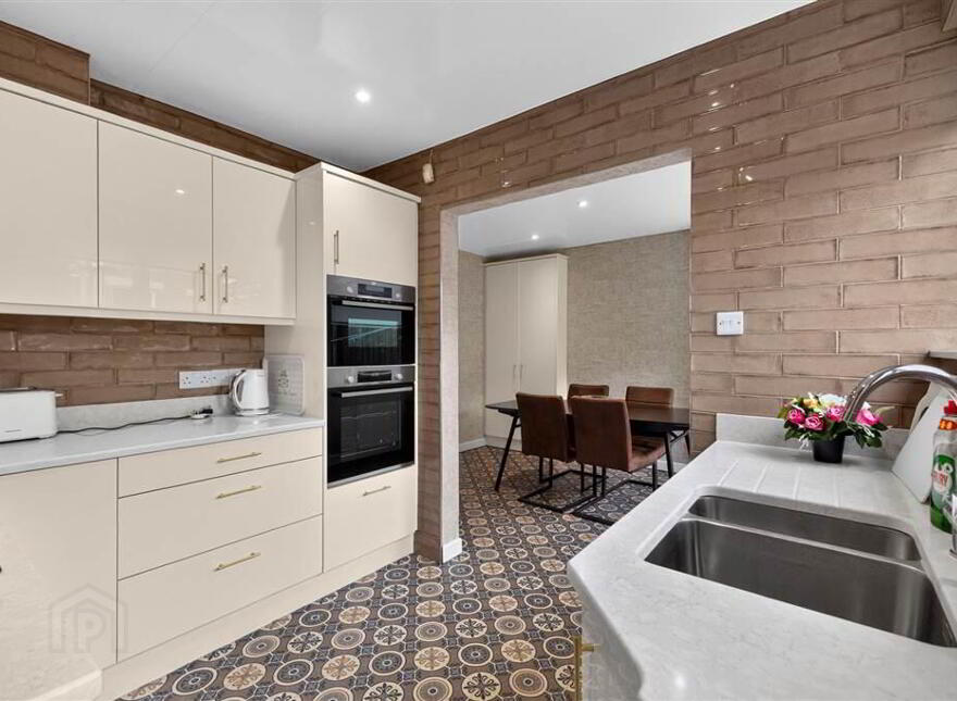 26 Pond Park Avenue, Pond Park Road, Lisburn, BT28 3JN