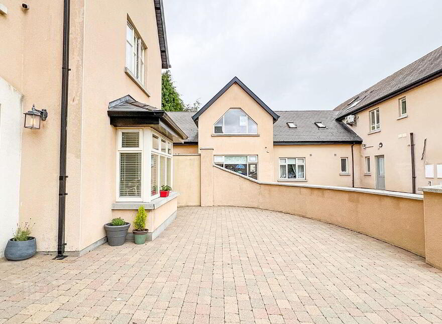 6 Black Church Square, Church Street, Inistioge, R95TV77