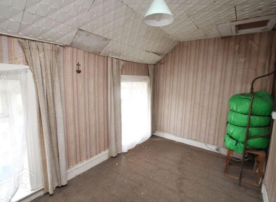 Mill Road, Bandon, P72W993