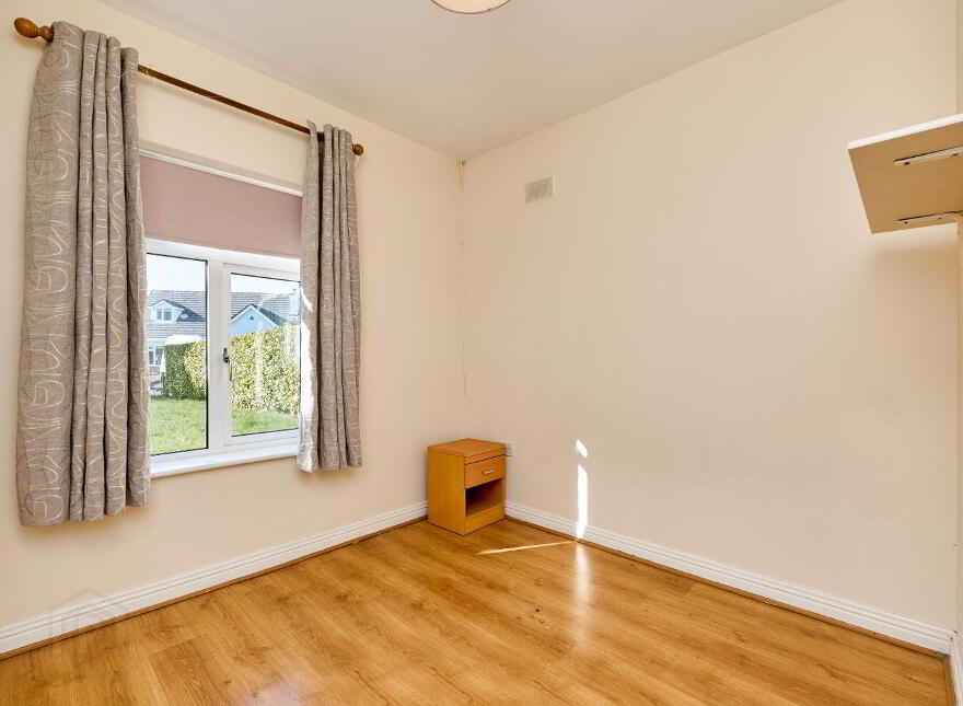 23 New Inn, Enfield, A83Y882