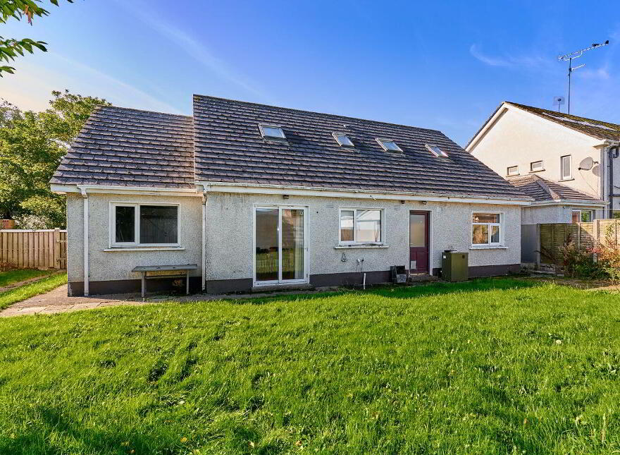 23 New Inn, Enfield, A83Y882